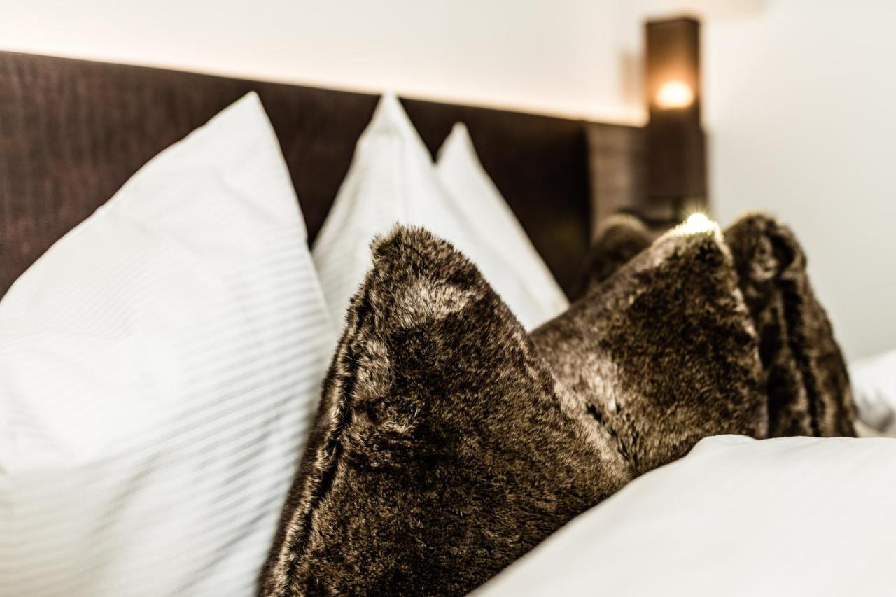Apartments Villa Gardena - Gardenahotels Сельва-ді-Валь-Гардена Екстер'єр фото