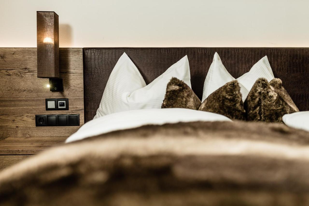 Apartments Villa Gardena - Gardenahotels Сельва-ді-Валь-Гардена Екстер'єр фото