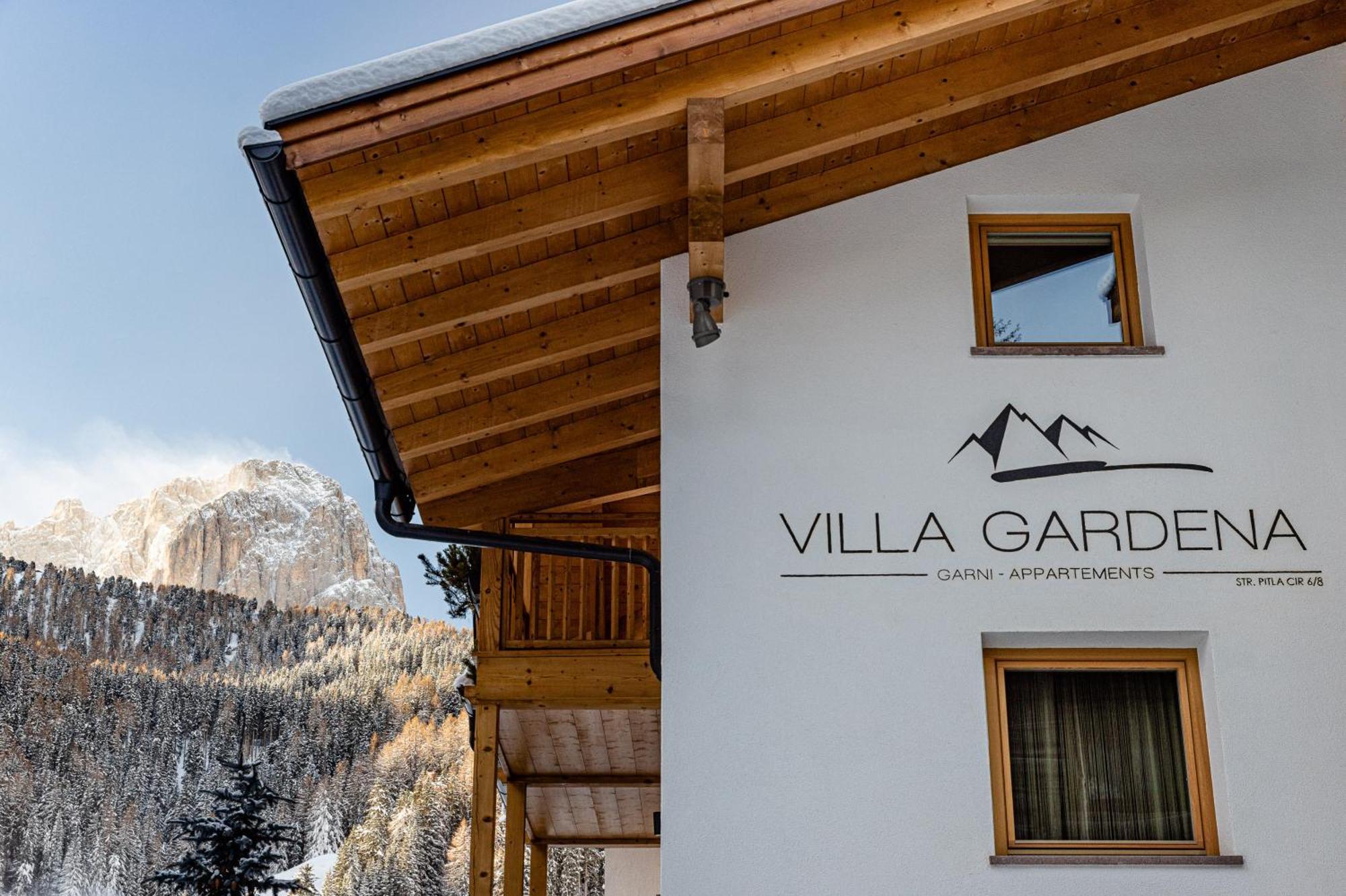 Apartments Villa Gardena - Gardenahotels Сельва-ді-Валь-Гардена Екстер'єр фото